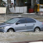 迪拜下雨：乘客警告可能出现延误